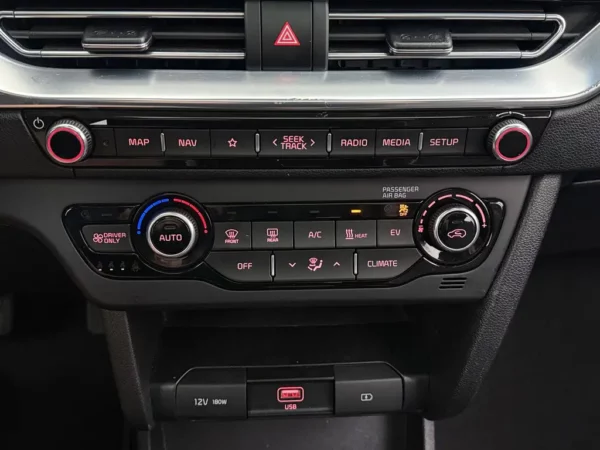 Photo 18 of 29 of KNACC81GFM5093437 Kia e-Niro DynamicPlusLine 64 kWh
