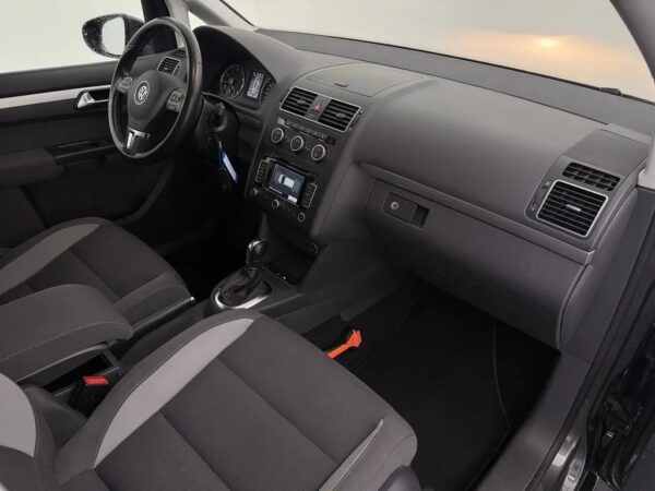 Volkswagen Touran 1.4 TSI AUT. Highline