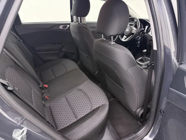 Photo 19 of 24 of U5YH5812AML099487 Kia Ceed Sportswagon 1.0 T-GDi DynamicLine