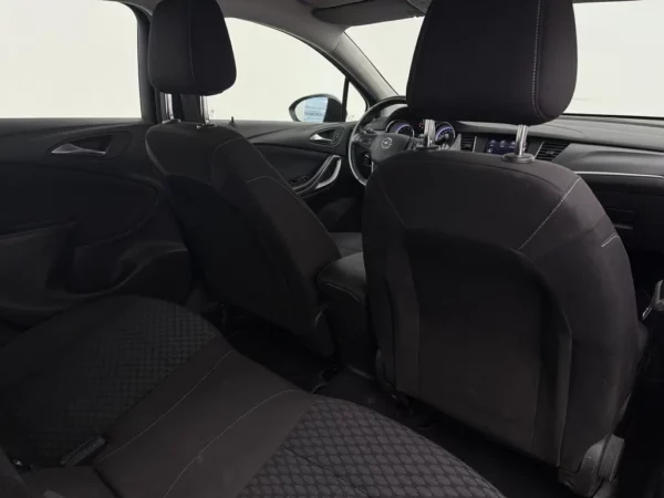 Opel Astra Sports Tourer 1.2 Edition Airco