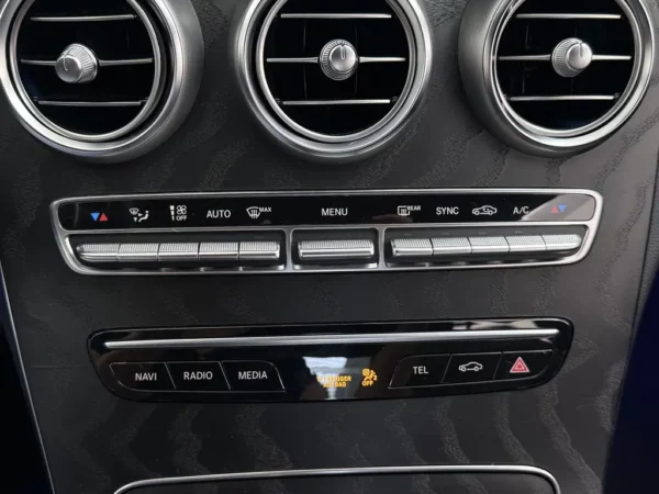 Mercedes-Benz C-Klasse 180 AUT. AMG Plus Upgrade Edition
