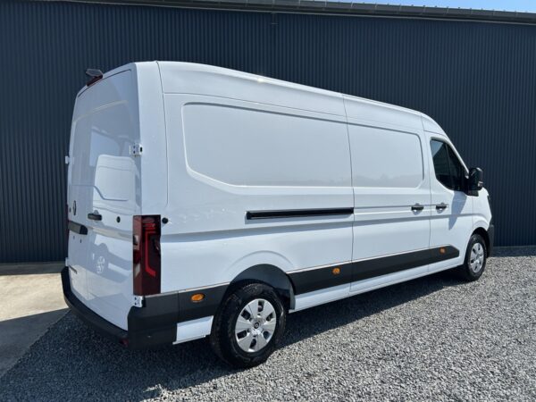 RENAULT MASTER 4 FGN 3T5 L3H2 DCI