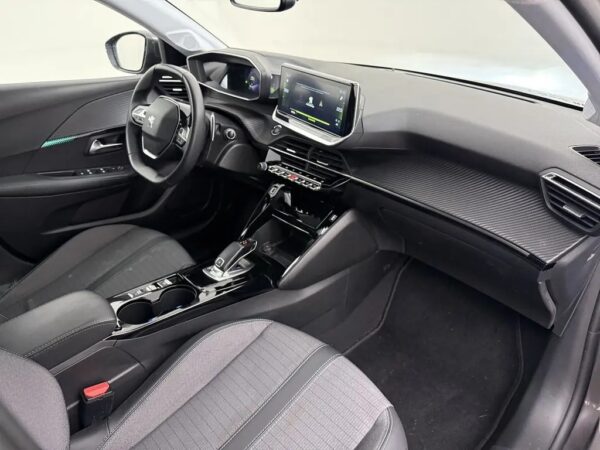 Peugeot 208 1.2 PureTech Aut. Blue Lease Allure Nav