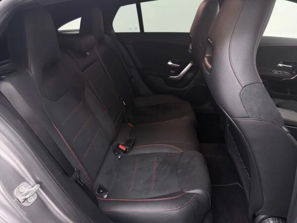 Mercedes-Benz CLA-Klasse Shooting Brake 250e Star Edition AMG-Line