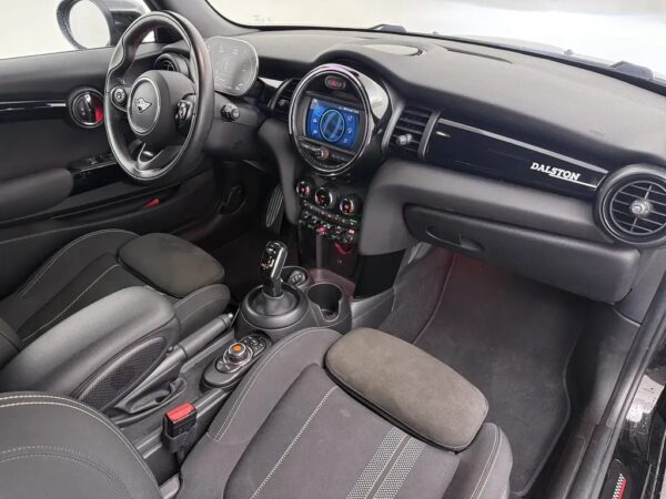 MINI 3-deurs 1.5 Cooper Dalston Edition Aut. Led