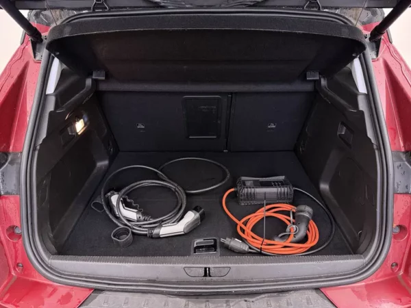 Photo 20 of 27 of W0VZ4DGZ8M6831889 Opel Grandland X 1.6 Turbo Hybrid Ultimate