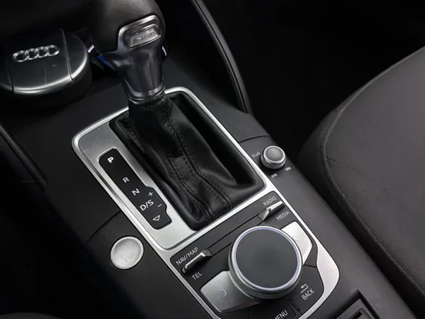 Audi A3 Sportback 1.4 e-tron Lease Edition