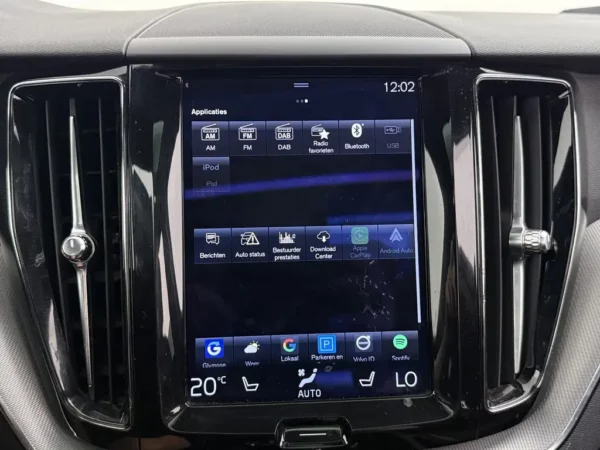 Photo 20 of 33 of YV1UZ68BCJ1017850 Volvo XC60 2.0 D5 AWD R-Design Polestar Engineered PANO