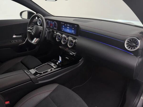 Mercedes-Benz CLA-Klasse Shooting Brake 250e Star Edition AMG-Line