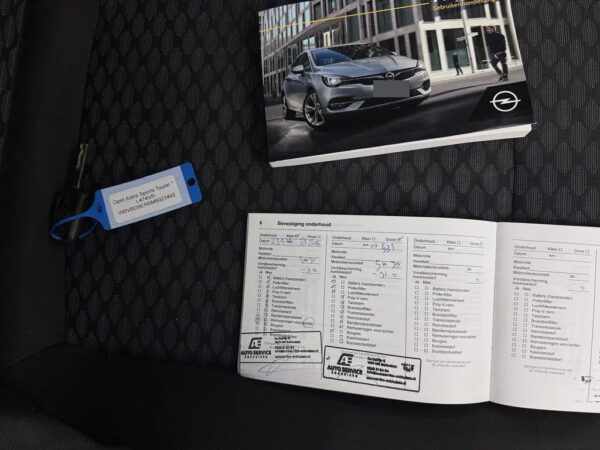 Opel Astra Sports Tourer 1.2 Edition Airco