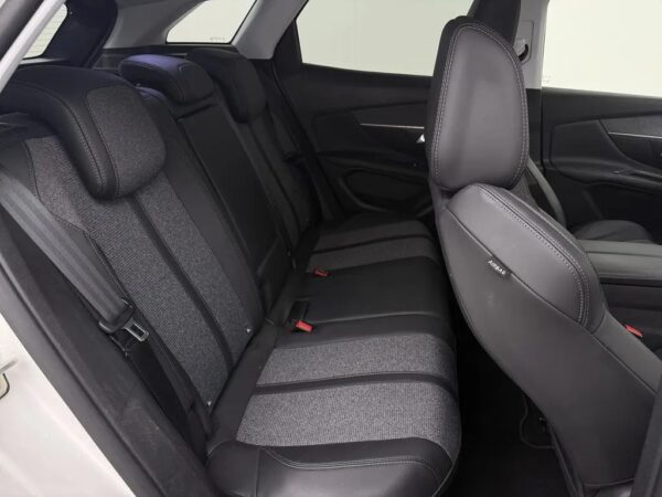 Peugeot 3008 1.2 PureTech Allure (5-drs SUV)