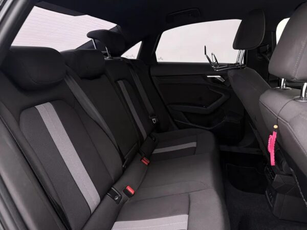 Photo 22 of 26 of WAUZZZGY8NA020332 Audi A3 Limousine 35 TFSI Advanced edition