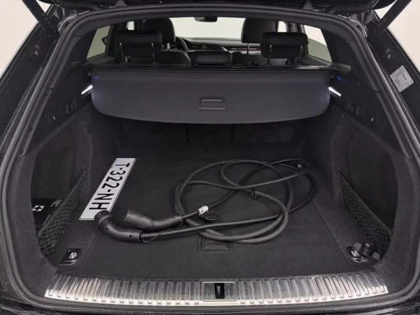 Audi Q8 e-tron 50 quattro Advanced Edition