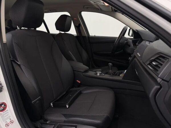 Photo 24 of 25 of WBA3G11020KN39153 BMW 3 Serie Touring 316i High Ex.