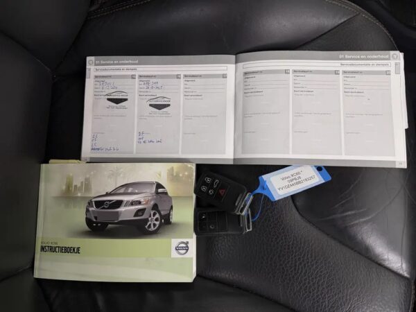 Photo 24 of 27 of YV1DZ445BB2183257 Volvo XC60 2.0T Kinetic