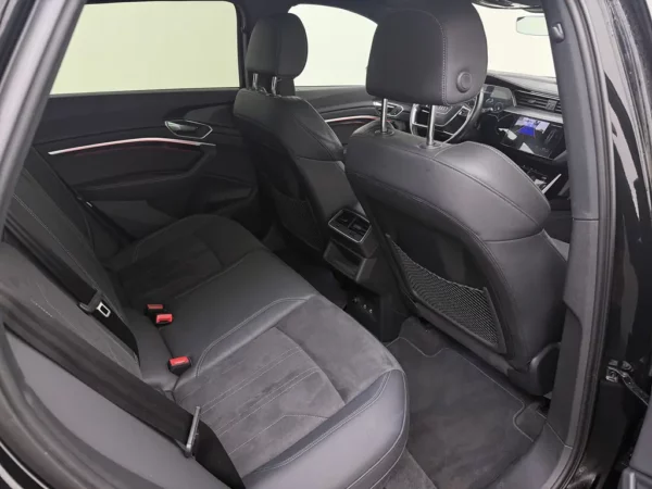 Audi Q8 e-tron 50 quattro Advanced Edition