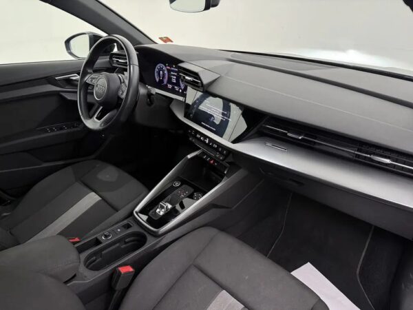 Photo 25 of 26 of WAUZZZGY8NA020332 Audi A3 Limousine 35 TFSI Advanced edition