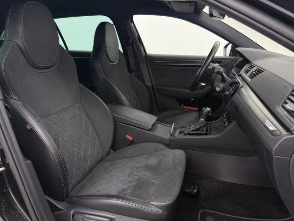 Skoda Superb Combi 1.4 TSI iV Sportline Business