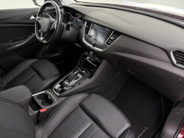 Photo 25 of 27 of W0VZ4DGZ8M6831889 Opel Grandland X 1.6 Turbo Hybrid Ultimate