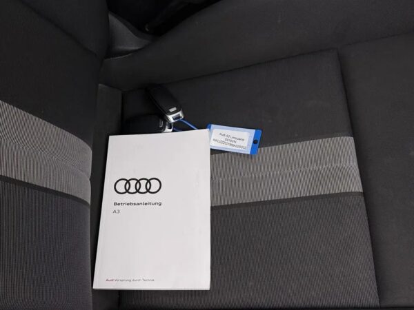 Photo 26 of 26 of WAUZZZGY8NA020332 Audi A3 Limousine 35 TFSI Advanced edition