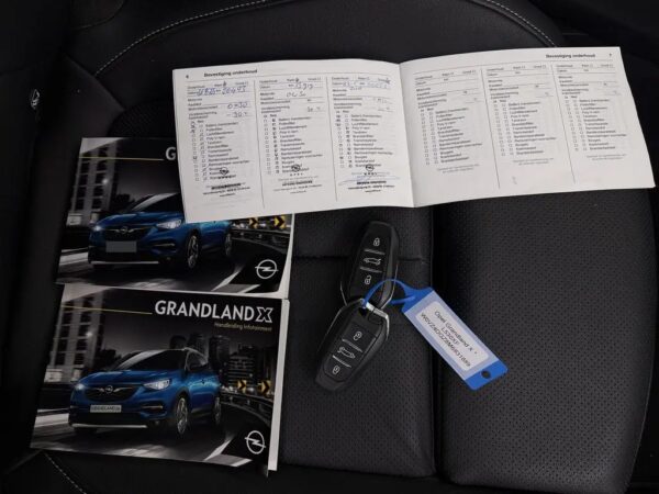 Photo 26 of 27 of W0VZ4DGZ8M6831889 Opel Grandland X 1.6 Turbo Hybrid Ultimate