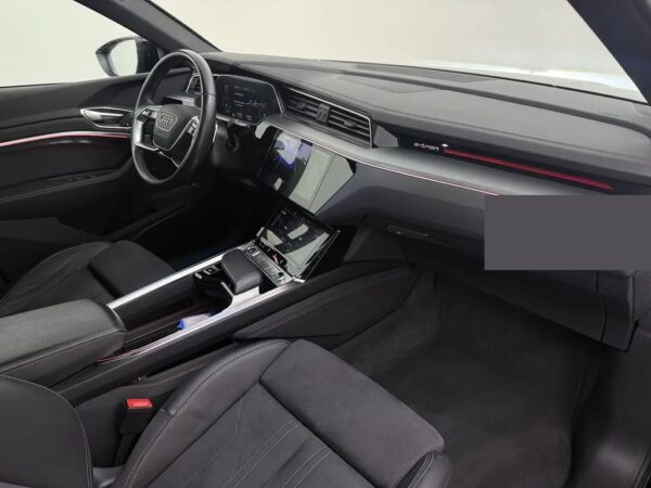 Audi Q8 e-tron 50 quattro Advanced Edition