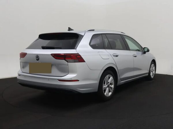 Photo 3 of 23 of WVWZZZCDZMW510352 Volkswagen Golf Variant 1.0 TSI Life LED