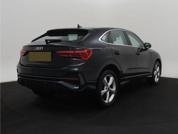 Audi Q3 45 TFSI e Advanced Edition LED