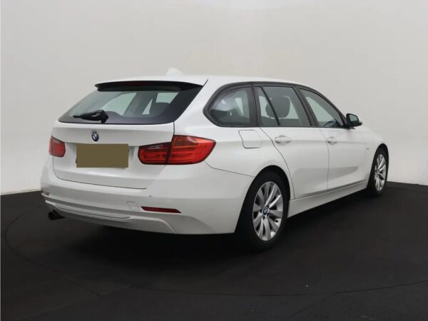 Photo 3 of 25 of WBA3G11020KN39153 BMW 3 Serie Touring 316i High Ex.
