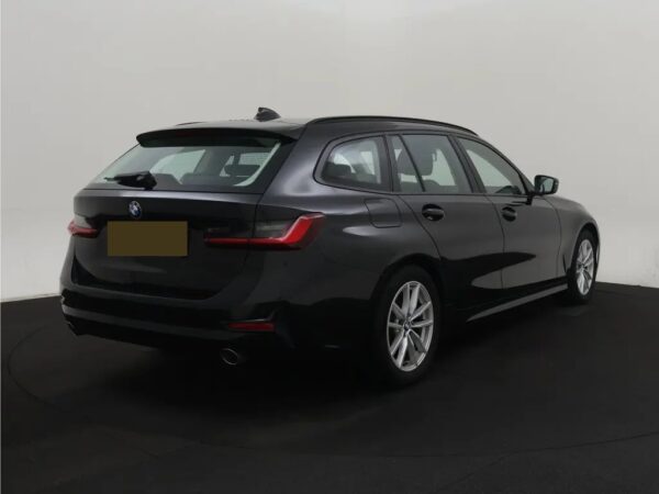 BMW 3 Serie Touring 318d Aut. Business Edition Plus LED