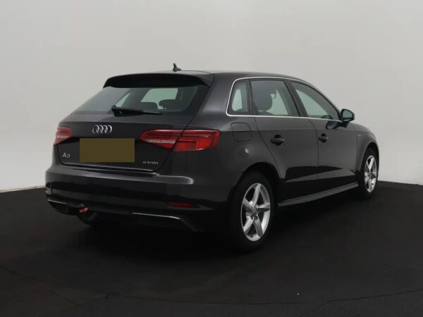 Audi A3 Sportback 1.4 e-tron Lease Edition