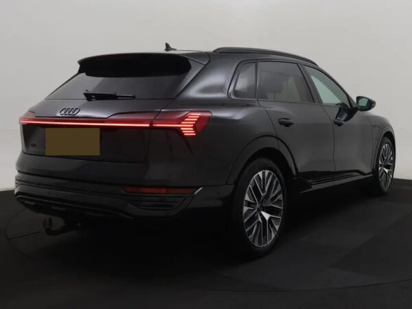 Audi Q8 e-tron 50 quattro Advanced Edition