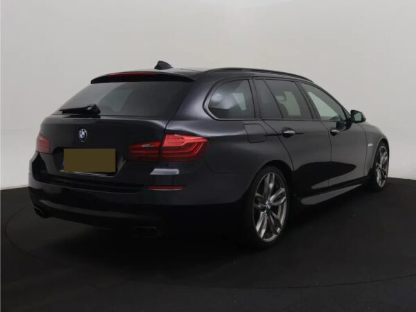 BMW 5 Serie Touring M550xd LED