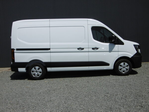 RENAULT MASTER 4 FGN 3T5 L2H2 DCI