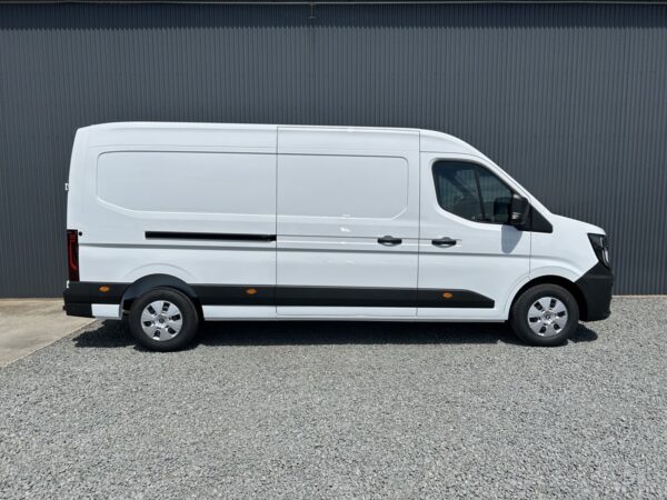 RENAULT MASTER 4 FGN 3T5 L3H2 DCI