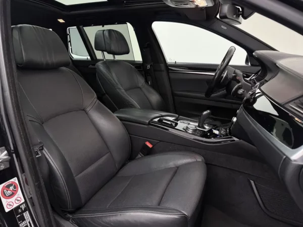 BMW 5 Serie Touring M550xd LED
