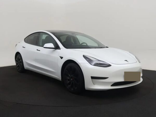 Photo 4 of 24 of LRW3E7FS5PC674103 Tesla Model 3 Standard RWD Plus 60