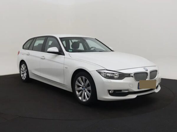 Photo 4 of 25 of WBA3G11020KN39153 BMW 3 Serie Touring 316i High Ex.