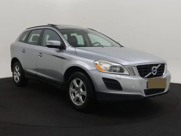 Photo 4 of 27 of YV1DZ445BB2183257 Volvo XC60 2.0T Kinetic