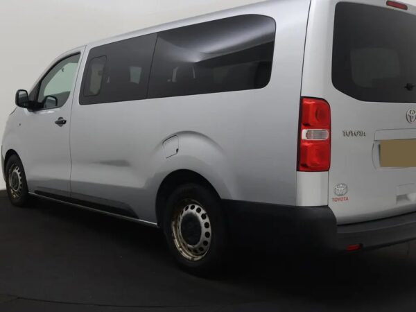 Toyota Proace Shuttle 1.6 D-4D Cool Comfort
