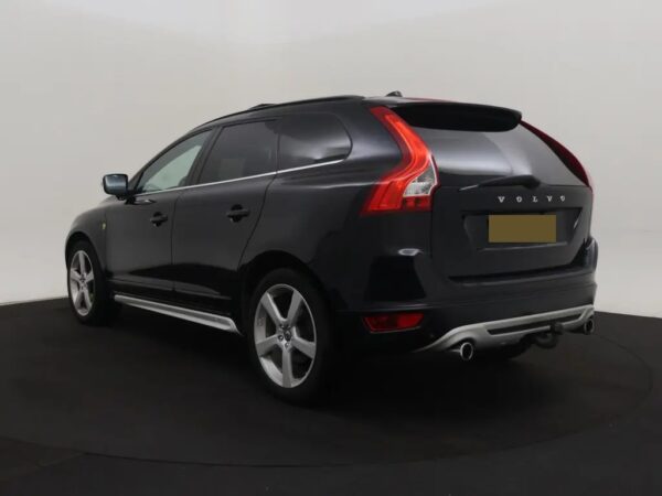 Photo 5 of 29 of YV1DZ7046A2097532 Volvo XC60 2.4 D5 AWD R-Design