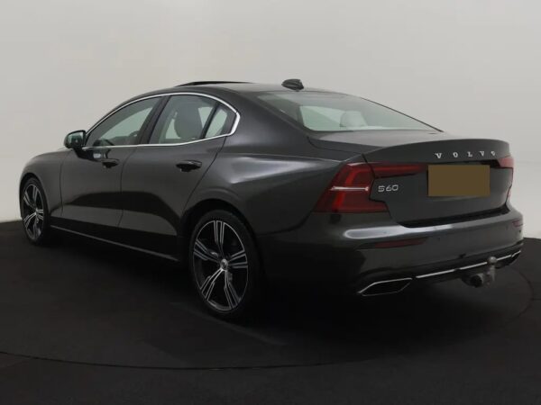 Photo 5 of 30 of 7JRZSK6VDMG095365 Volvo S60 2.0 B3 Inscription