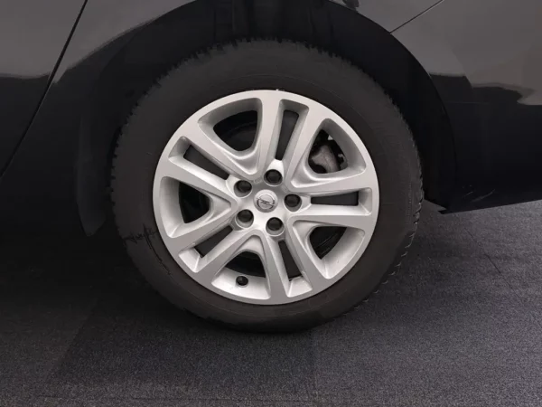 Opel Astra Sports Tourer 1.2 Edition Airco