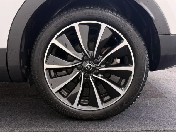 Opel Grandland X 1.6 Turbo Hybrid Innovation