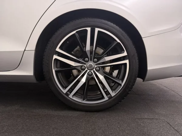 Volvo S60 2.0 B4 R-Design