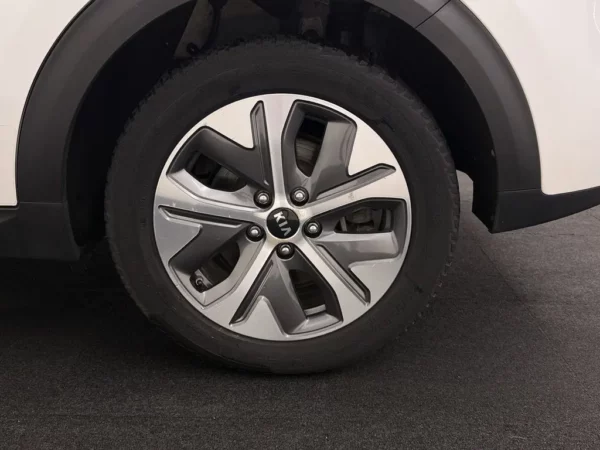 Photo 6 of 29 of KNACC81GFM5093437 Kia e-Niro DynamicPlusLine 64 kWh