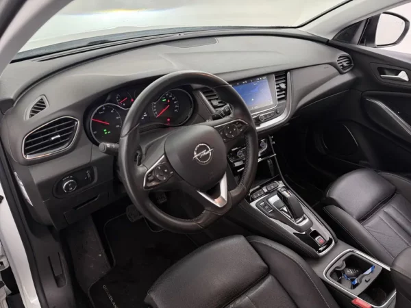Opel Grandland X 1.6 Turbo Hybrid Innovation