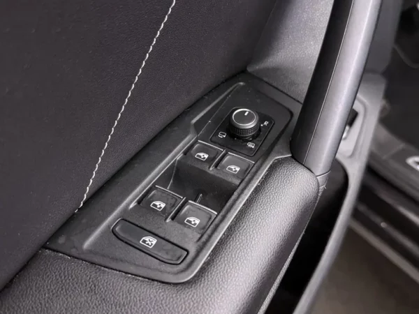 Volkswagen Tiguan 1.4 TSI eHybrid R-Line Business+ LED