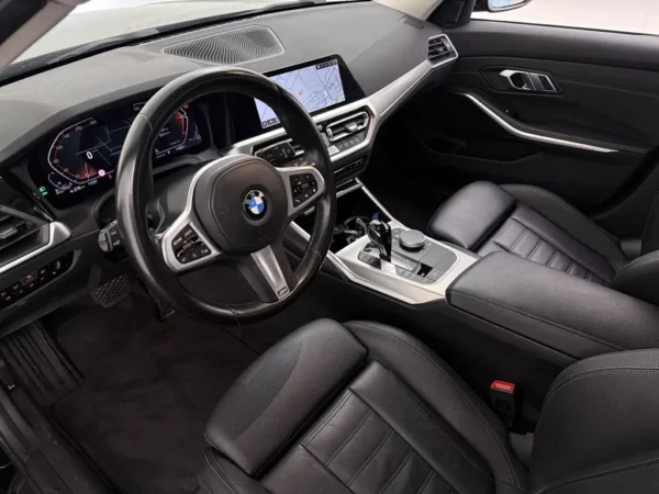 BMW 3 Serie Touring 318d Aut. Business Edition Plus LED