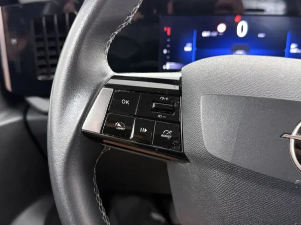 Photo 9 of 24 of VXKFRHNSLP1066137 Opel Astra Sports Tourer 1.2 Level 2 LED